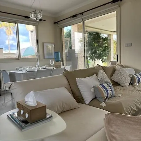 Villa Sunrise Luxury Larnaca